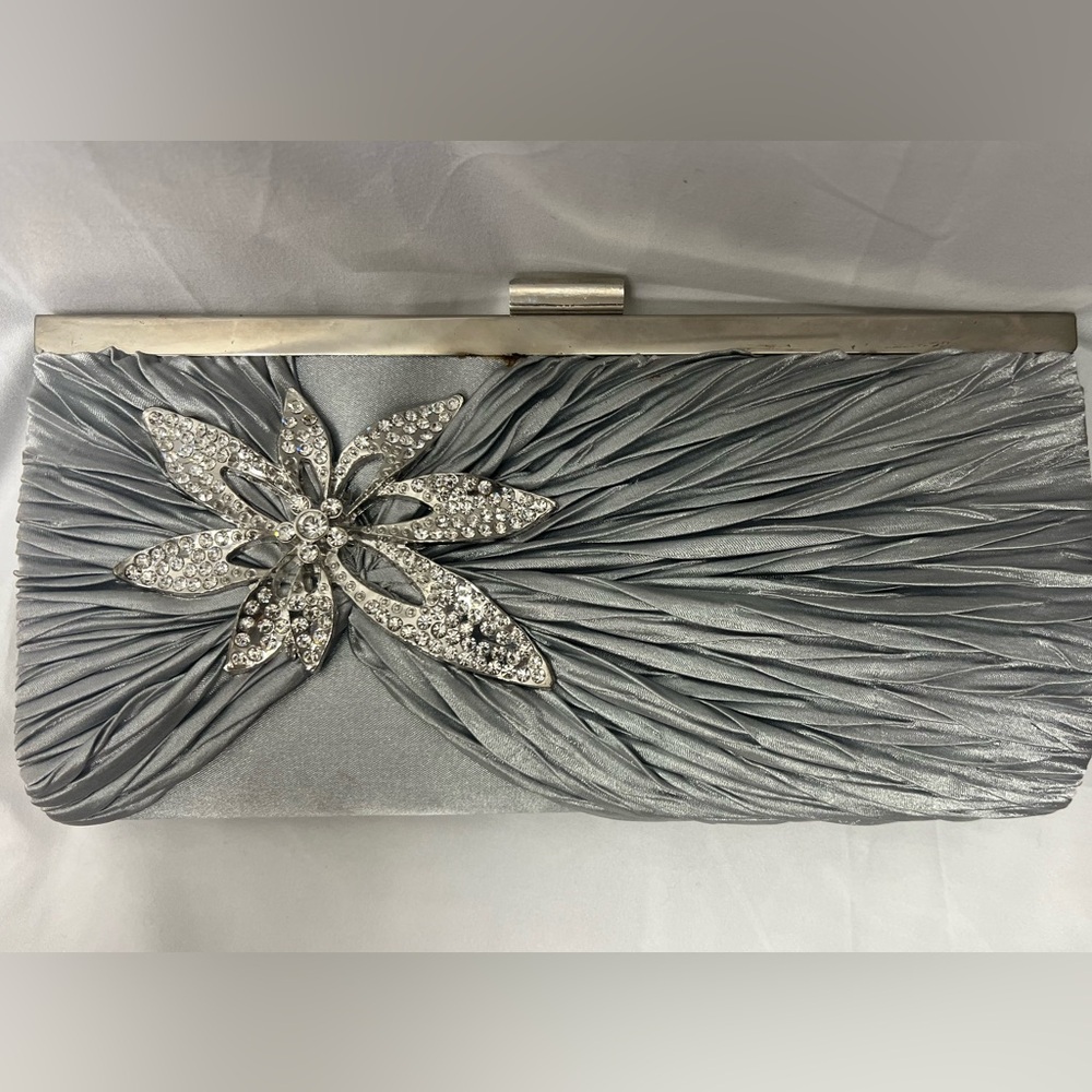 Elegant Silver Clutch with Rhinestone Flower